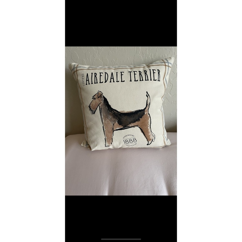 uncommongoods Airedale Terrier 15" x 15" Pillow ~Mint~